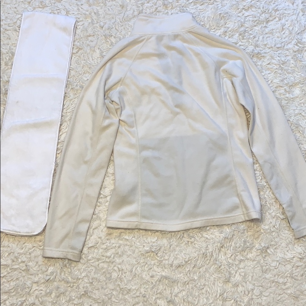 ❄️The North Face Quarter Zip Pullover & Scarf❄️ - Picture 3 of 3
